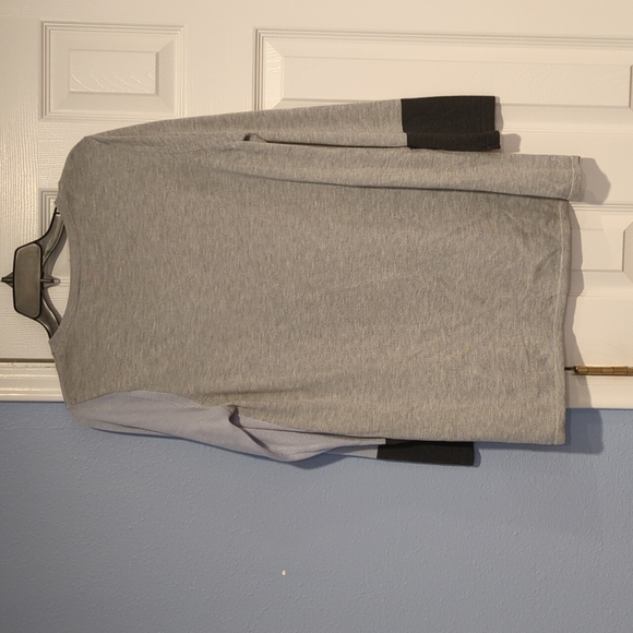 Vince Camuto colorblock sweater - Picture 2 of 4